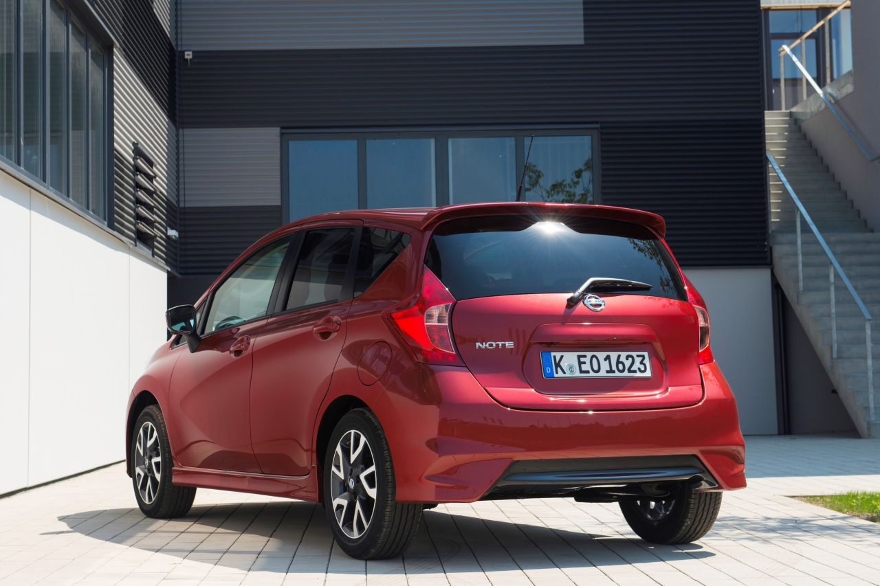 Nissan note sport отличия