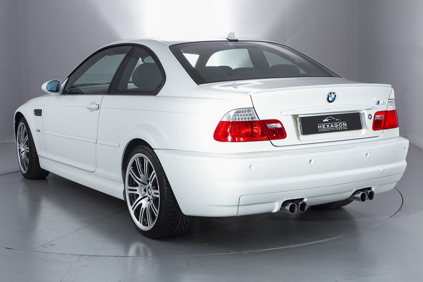 Бмв 46 кузов. BMW e46 White. БМВ 3 46 кузов. Кузов BMW e46. BMW m3 e46 White.