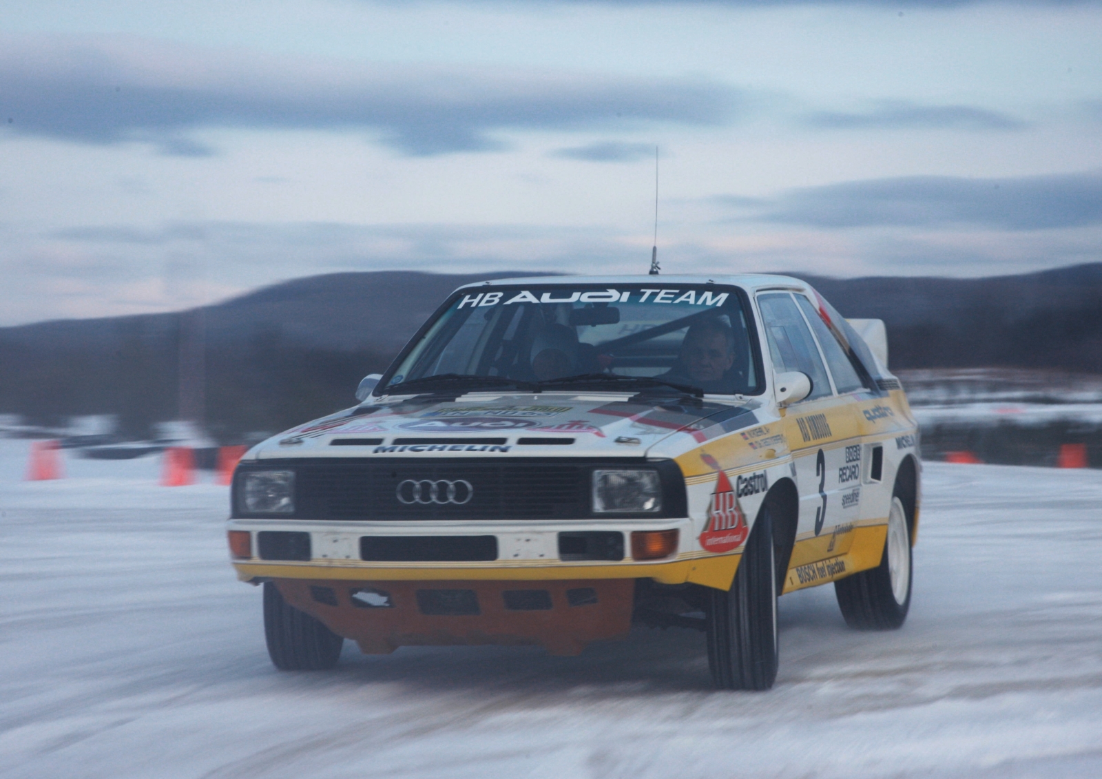 Audi quattro New