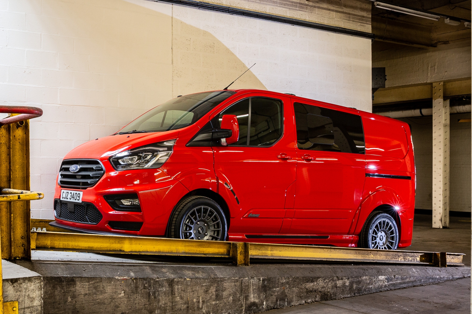 Ford custom. Ford Transit Custom 2022. Форд Transit Custom 2022. Ford Transit Custom 2015. MS-RT Ford Transit Custom.