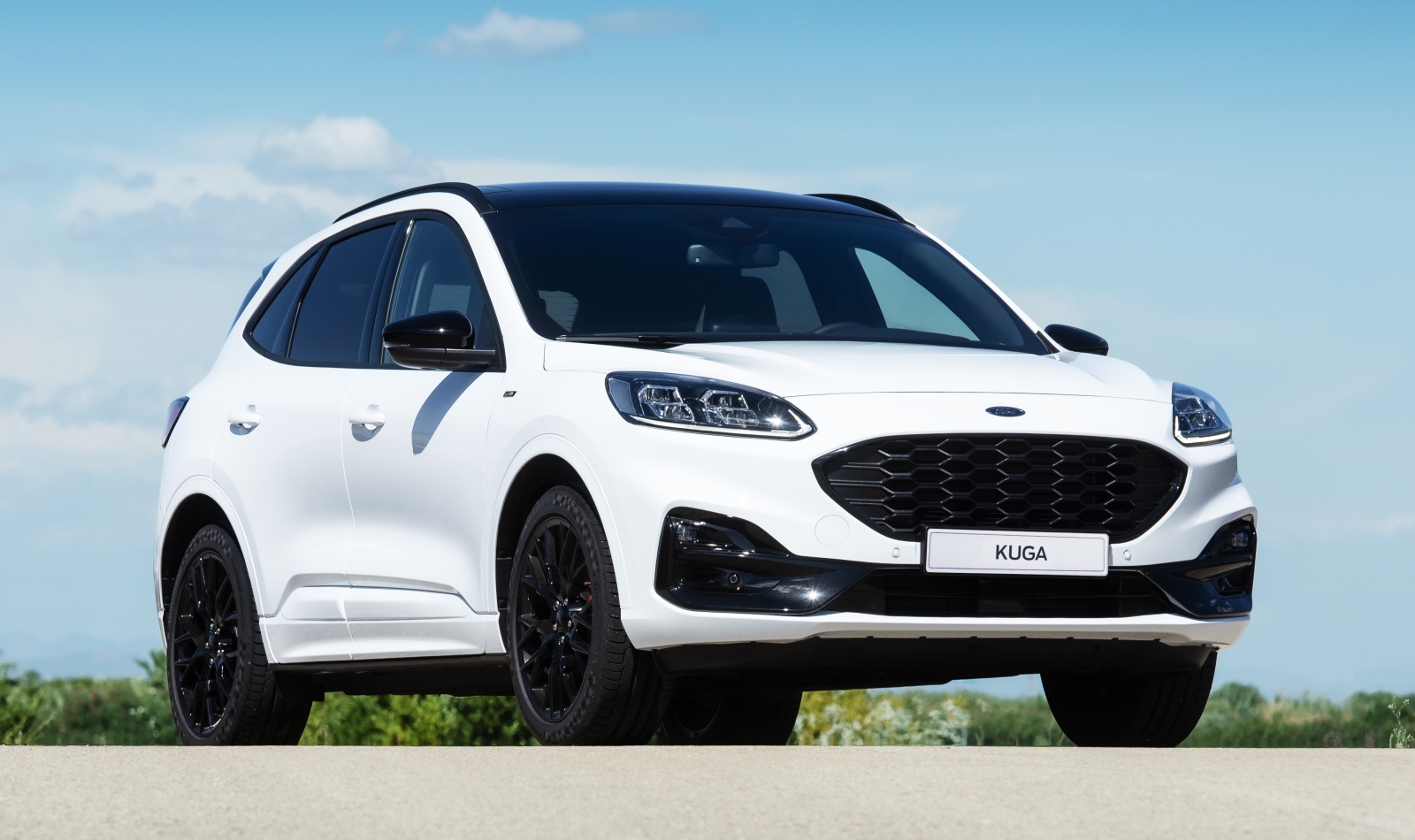 Ford Kuga Plug-In Hybrid ST-Line X Black Package